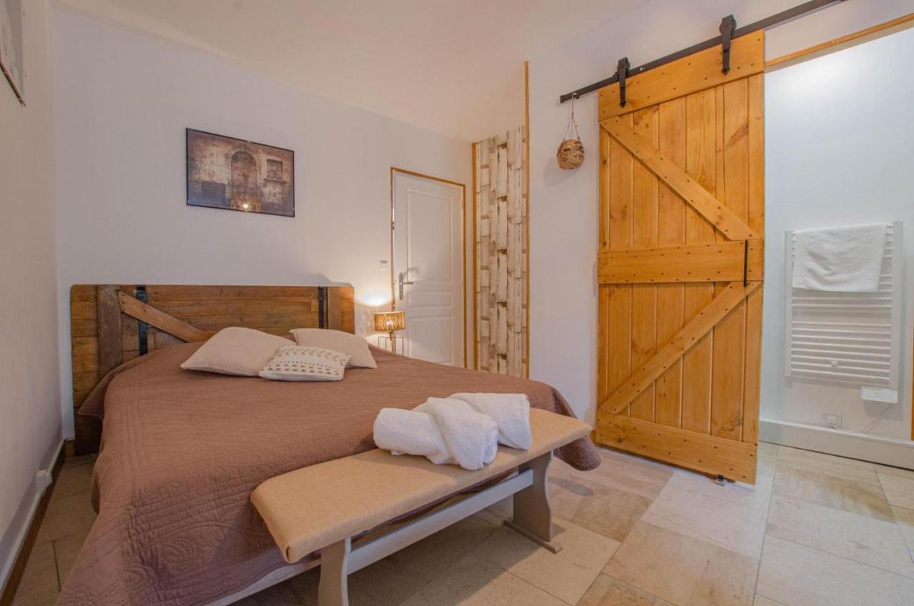 L'Instant... Hotel Marolles-sous-Lignieres Eksteriør billede